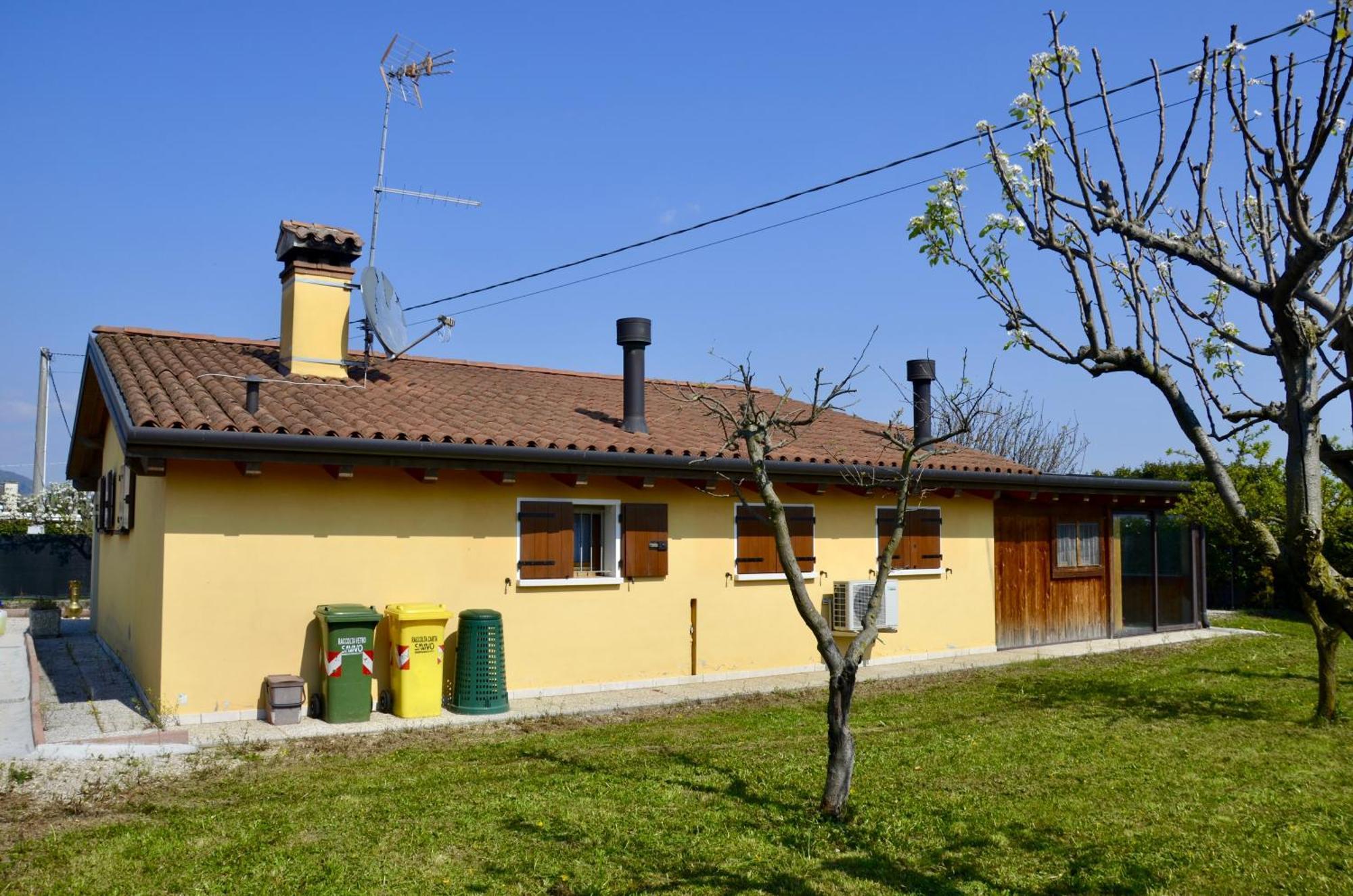 Вілла A Casa Di Amici Vidor Екстер'єр фото
